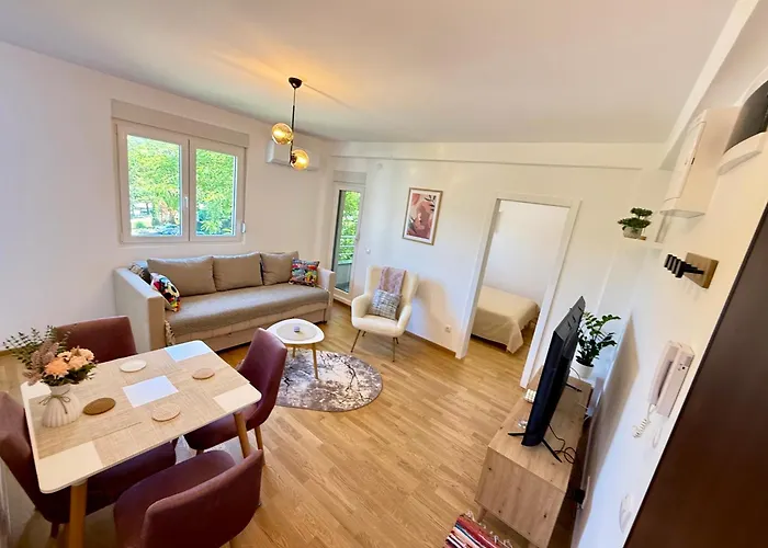 Lejlighed Tajna Ozrena - *